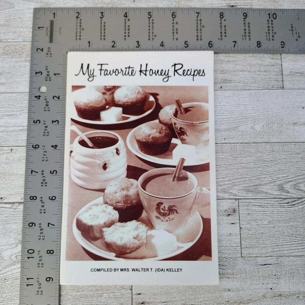 My Favorite Honey Recipes Cookbook Booklet Mrs Walter T‎ Ida Kelley VERY GOOD
